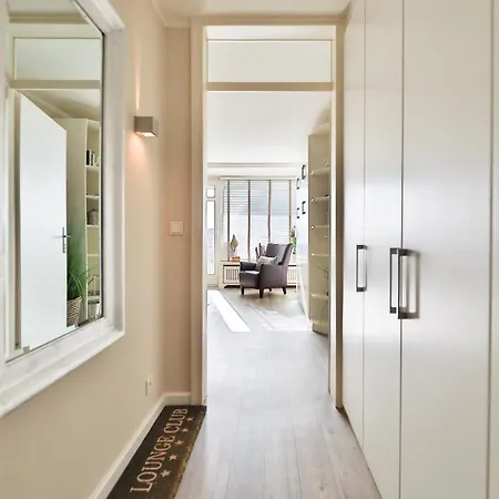 The Sunny Side * Westerland